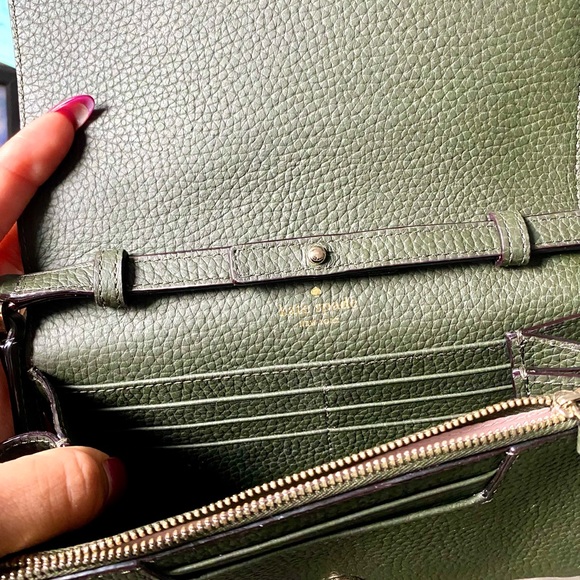 Kate Spade ♠️ cross body purse - Picture 7 of 10